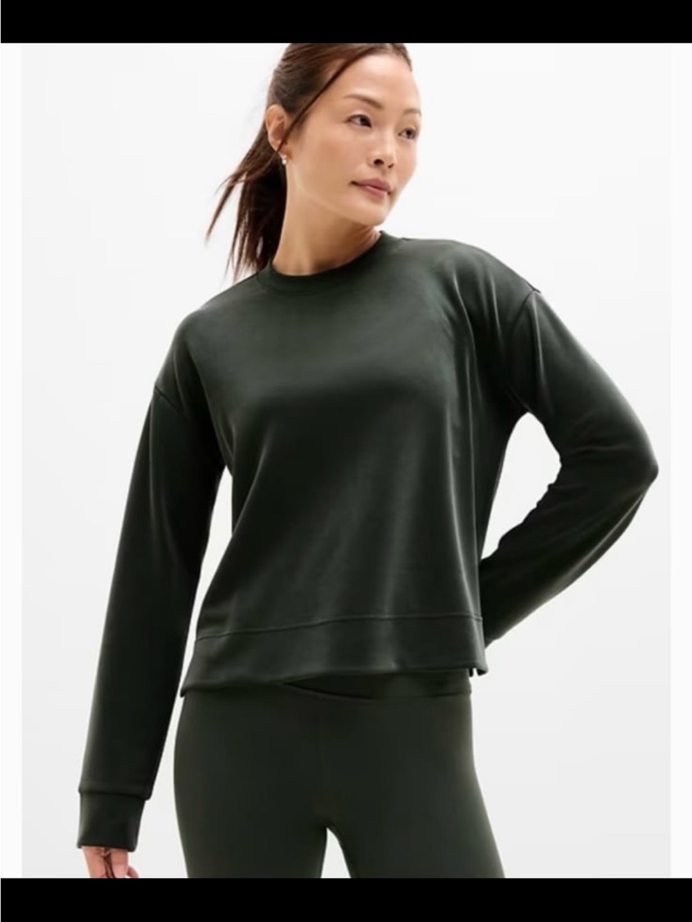 Athleta Seasoft Crewneck Pullover Top in Deep Green